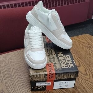 Fashion Sport Women's White and Tan Sneakers, Sz 8-8.5. Brand New!